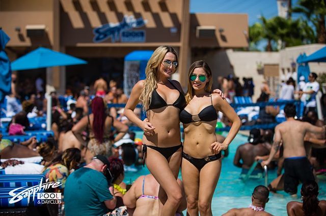 What Are The Top 5 Reasons To Do A Vegas Pool Party? - Sapphire Pool